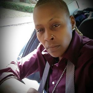 Meet your Posher, Holly